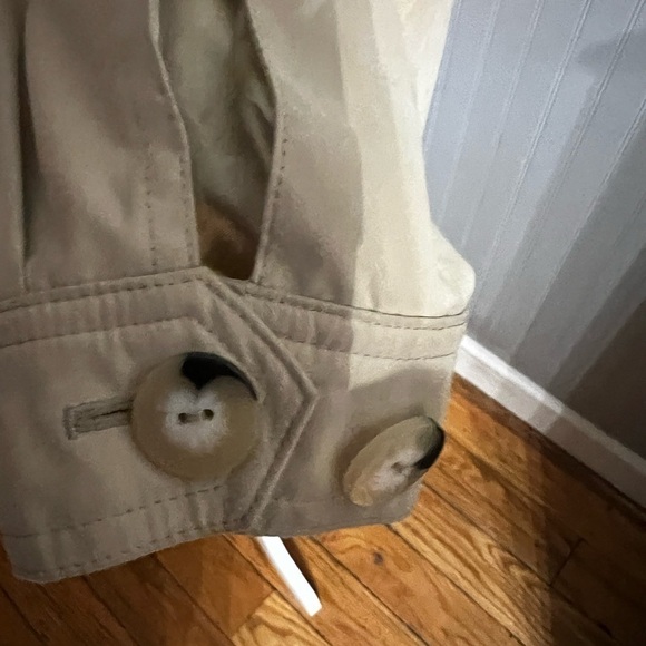 EUC-JONES New York Coat - Picture 5 of 10